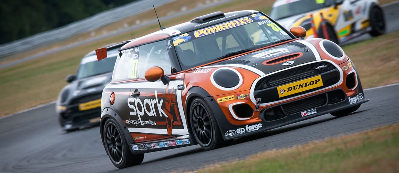 Mini Challenge Oulton Park